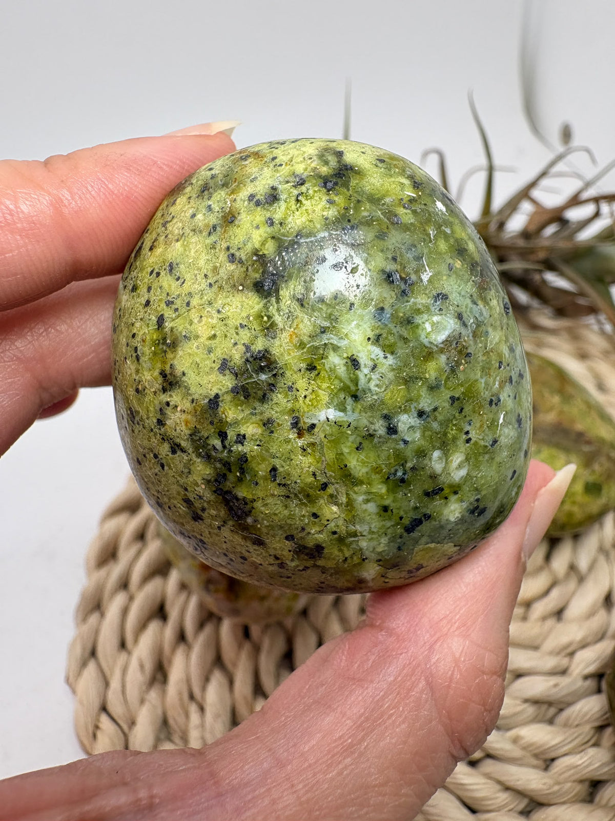 Ópalo verde de Madagascar rodado - foto 3
