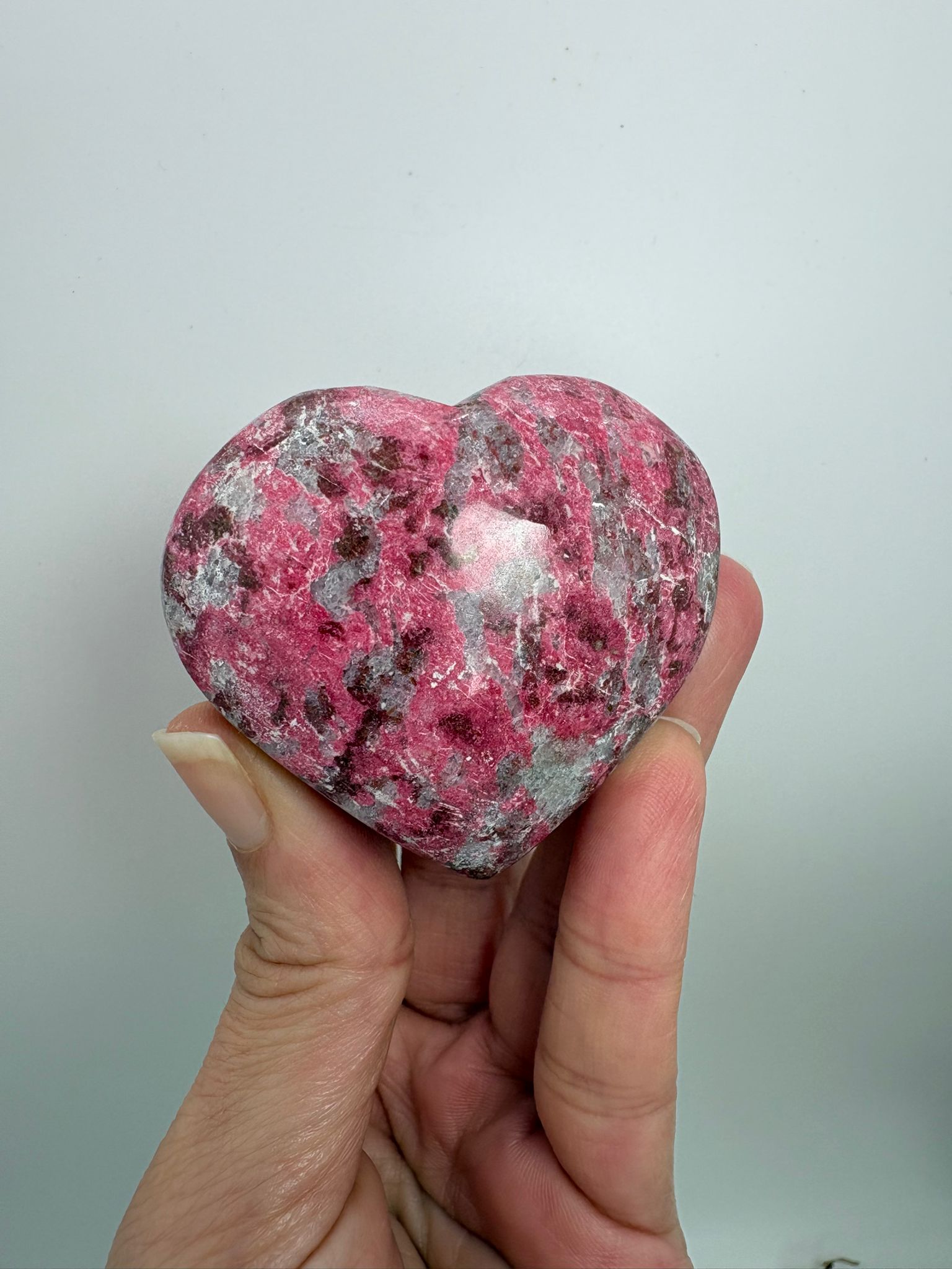 Corazón de thulita- energía de amor y sanación emocional