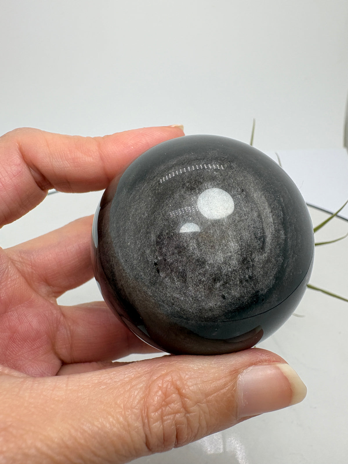 Esfera de obsidiana plateada - energía lunar - foto 5