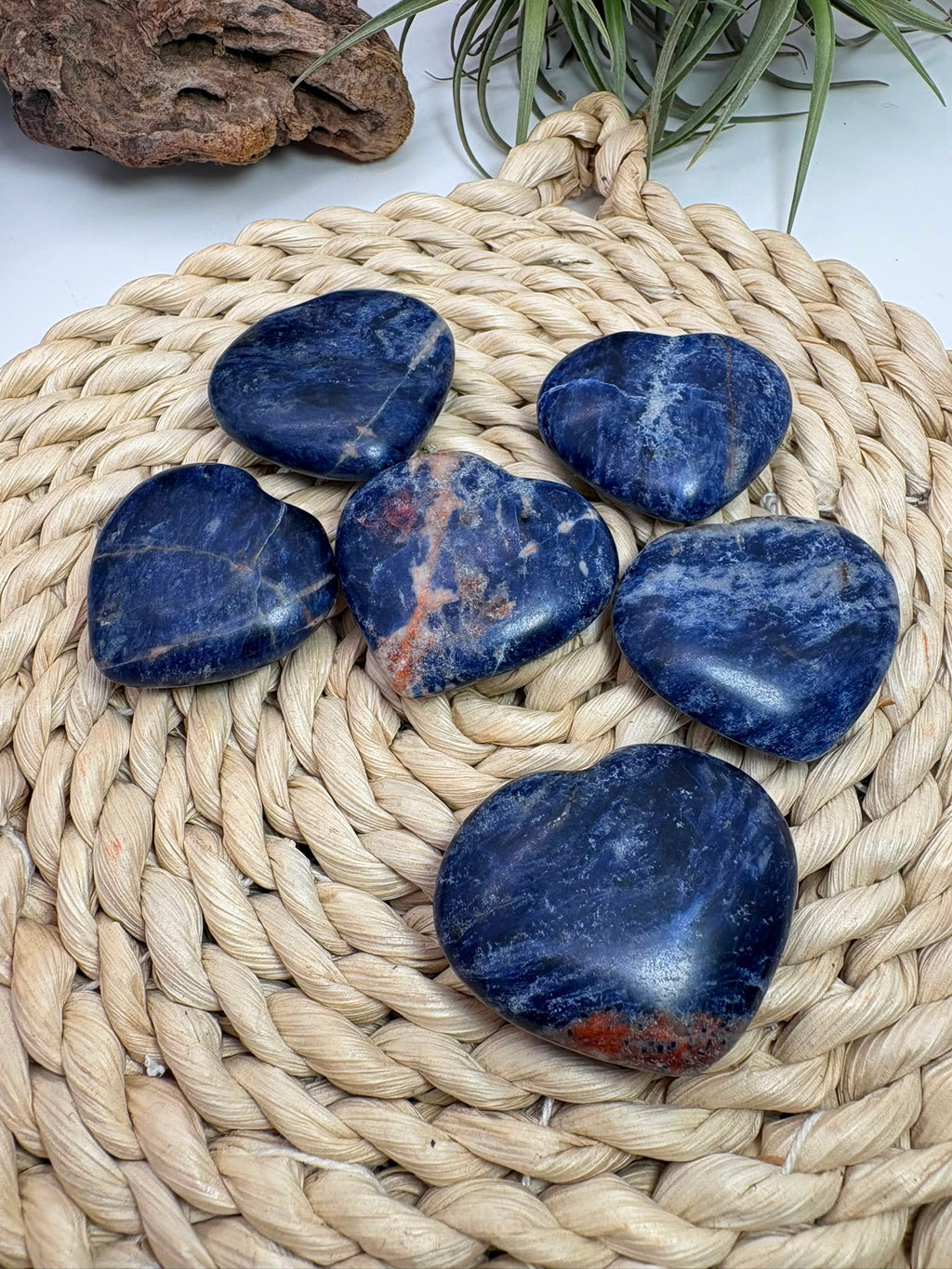Corazón de sodalita planos y pulidos