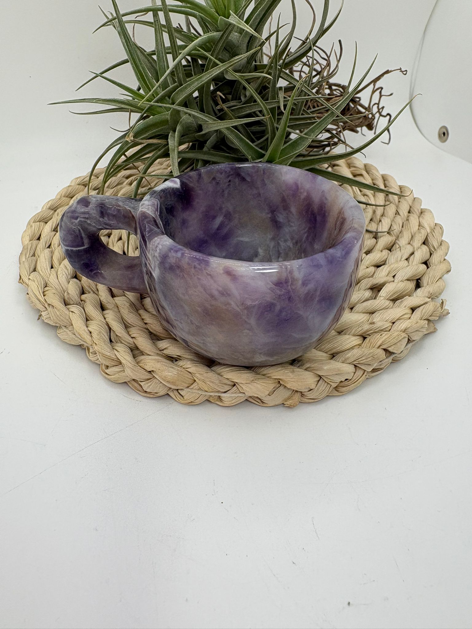 Taza de amatista natural tallada a mano- mineral decorativo y energético