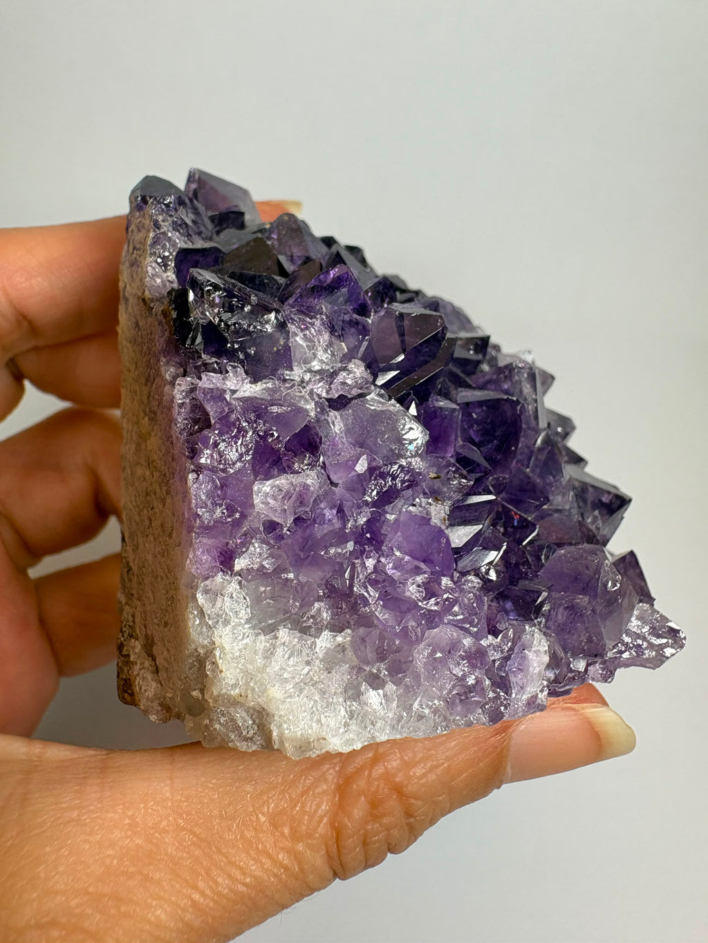 Drusa de amatista natural - cristales violetas brillantes