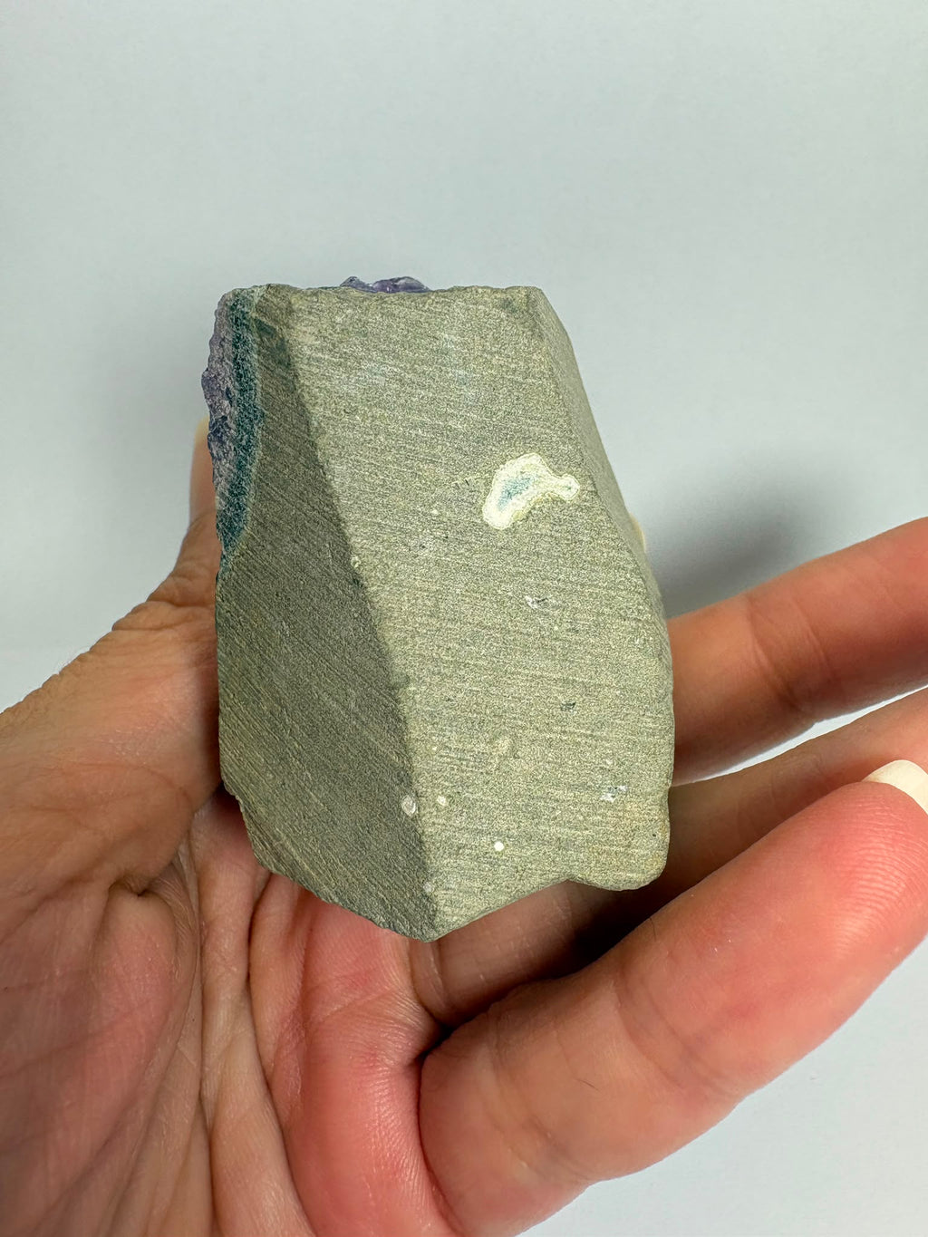 Drusa de amatista natural - cristales violetas brillantes