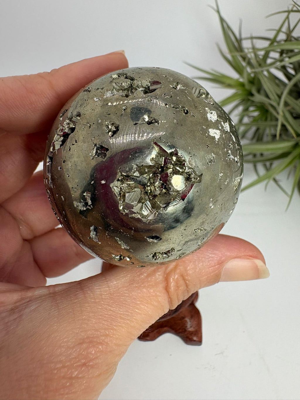 Esfera de pirita natural  – piedra de abundancia
