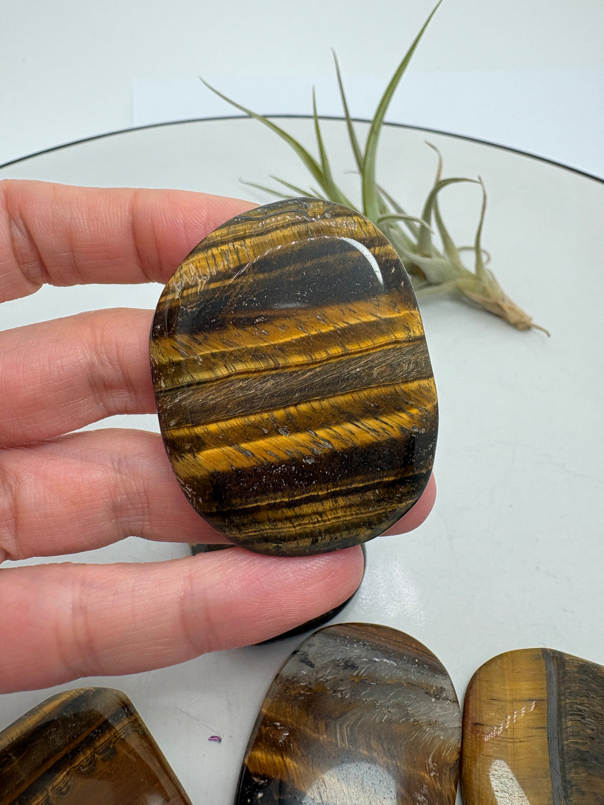 Canto plano de ojo de tigre - piedra conexión y protección - foto 4