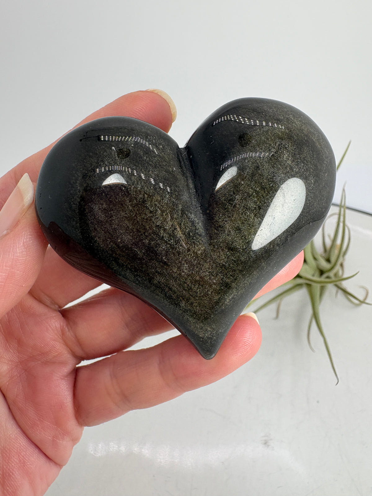Corazon de obsidiana dorada de México pulido - foto 3