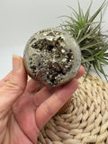 esfera de pirita natural, para la prosperidad y abundancia 