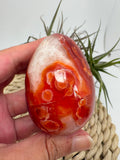 ágata cornalina, huevo de ágata, huevo de cornalina, cornalina natural, mineral naranja, piedra natural, minerales pulidos, decoración con minerales, chakra sacro, piedra de vitalidad, regalo espiritual, La Hada de las Piedras