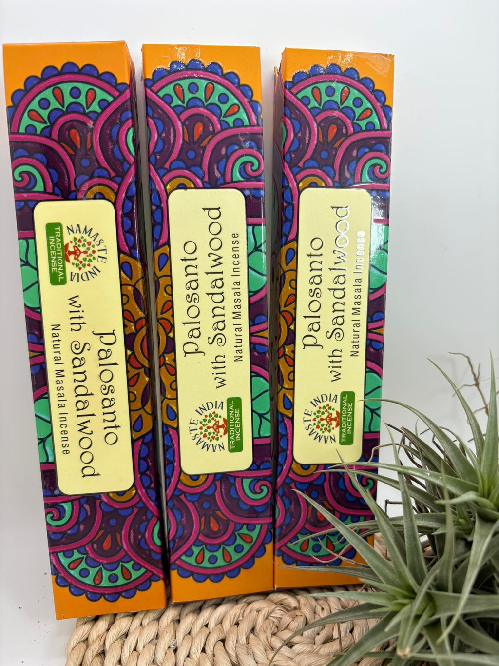 Incienso de varillas final, incienso tradicional de palo santo con sándalo