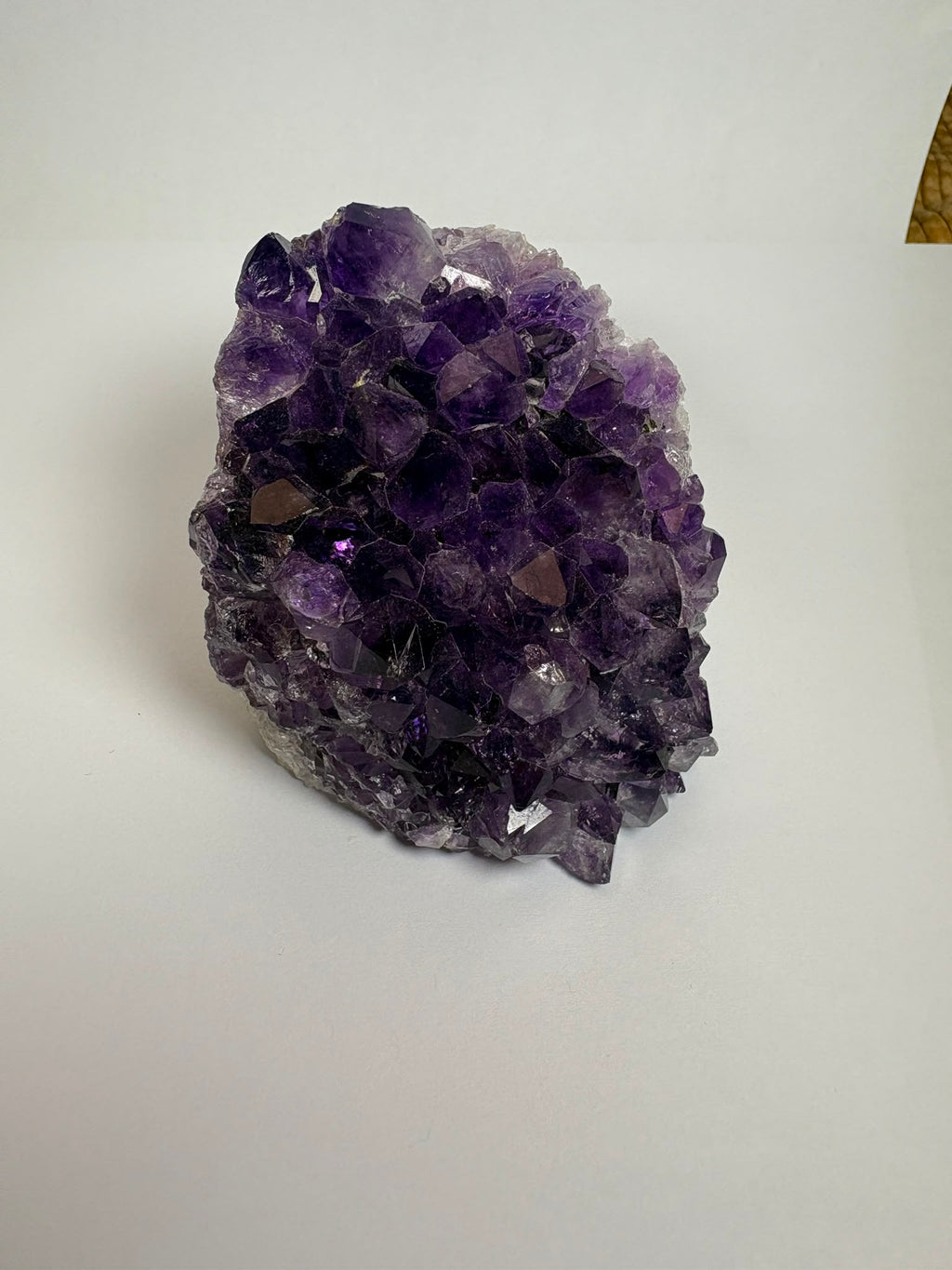 Drusa de amatista natural - cristales violetas brillantes
