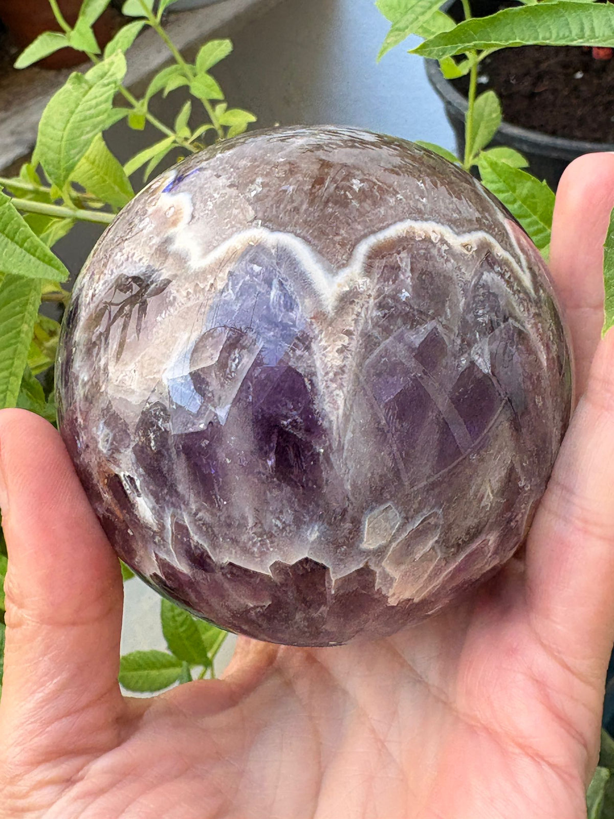 Esfera de amatista africana enhidro