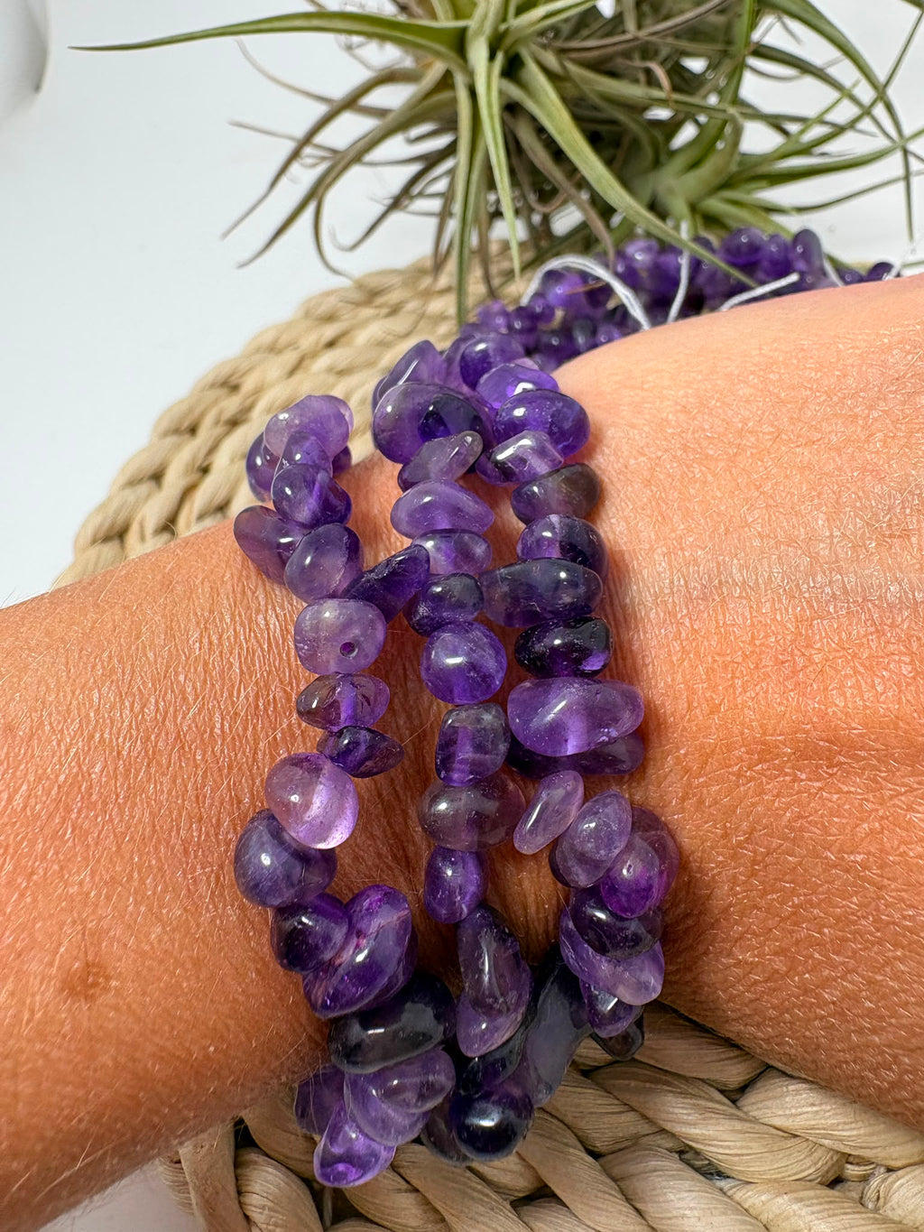 Pulsera de amatista con chips pulidos