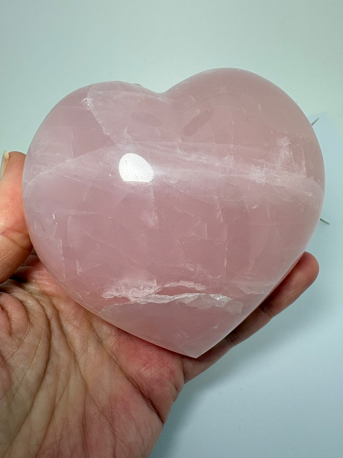Corazón de cuarzo rosa grande de Madagascar - foto 8