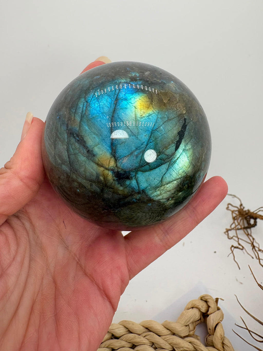 Esfera de labradorita natural