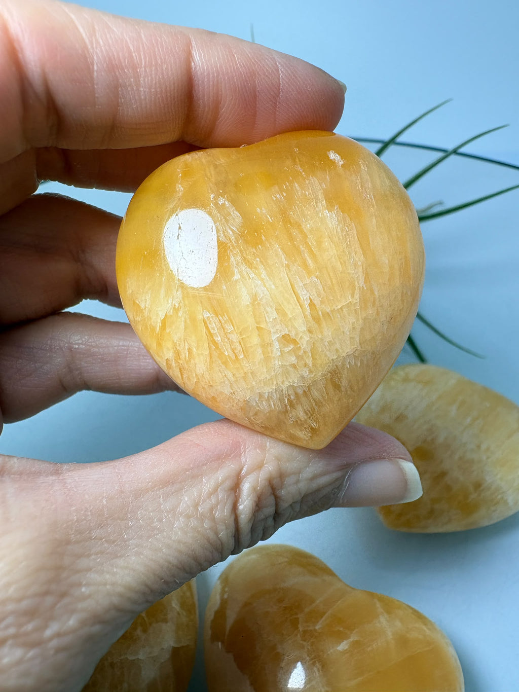 Corazón de calcita amarilla - chakra plexo solar piedra natural - foto 6