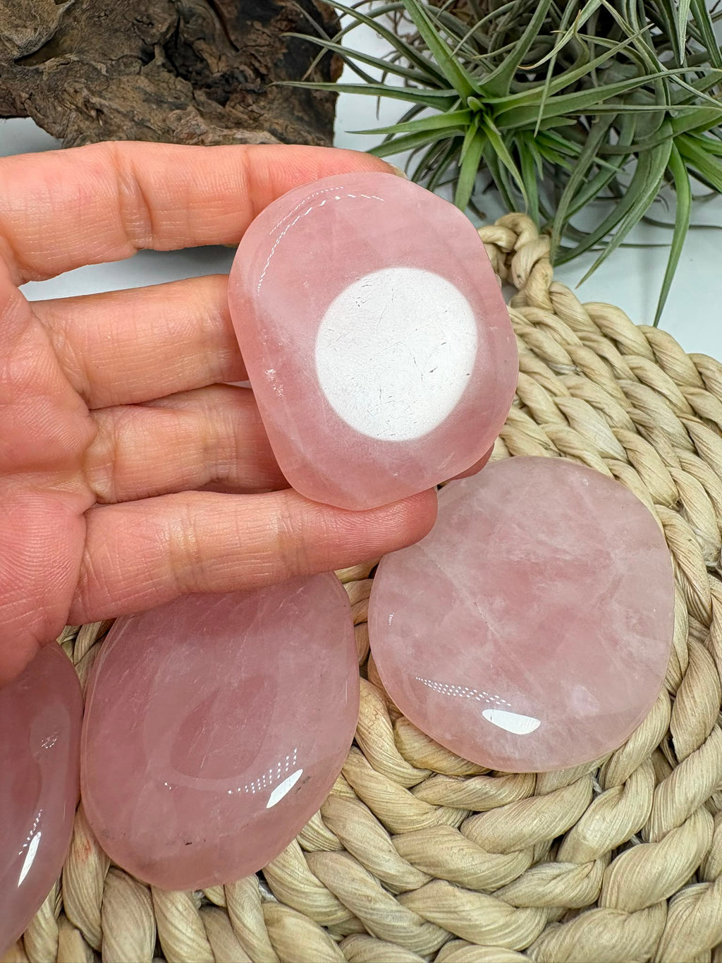 Canto plano de cuarzo rosa natural - Piedra del amor y la armonía