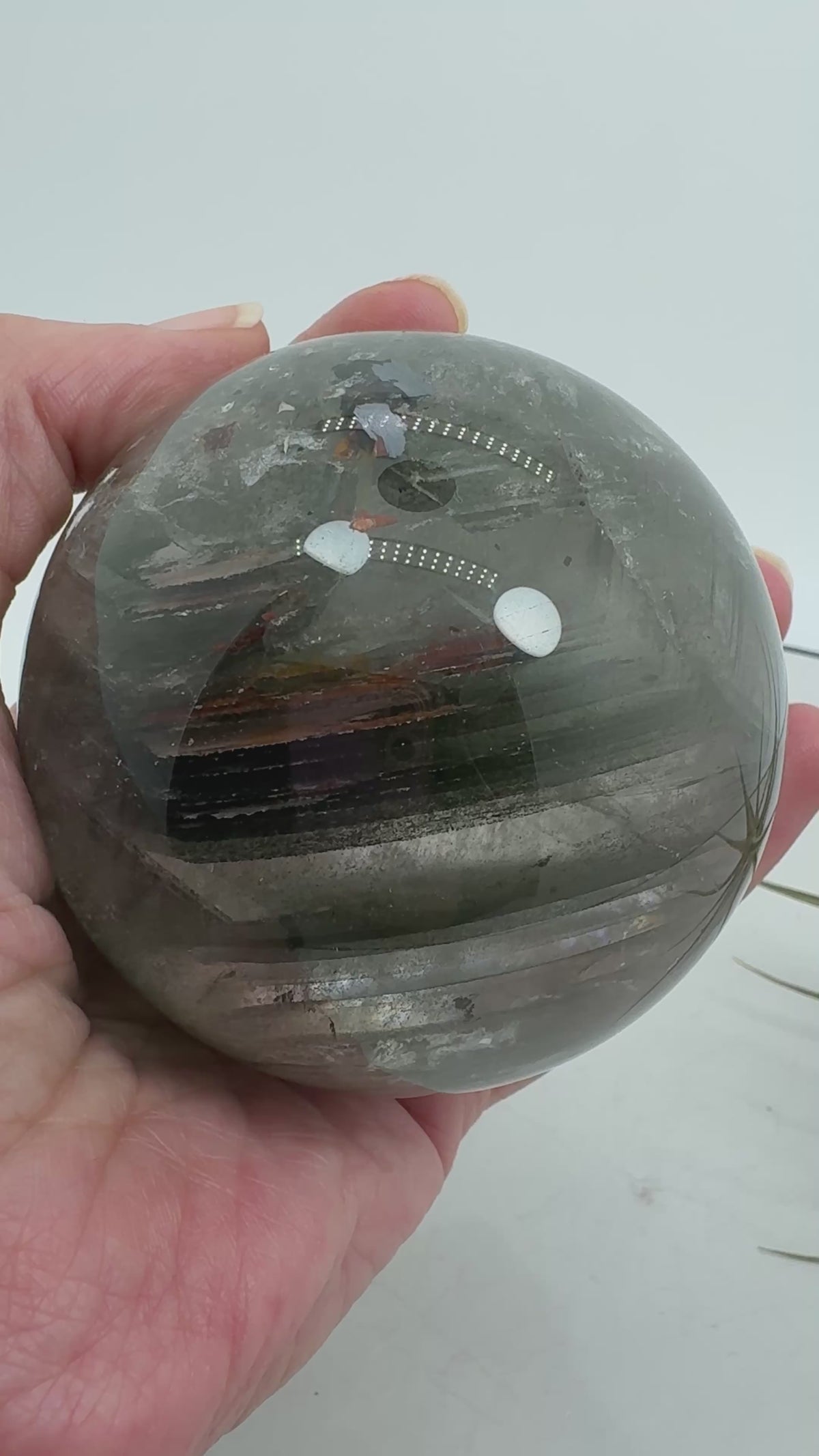 Esfera grande de cuarzo chamánico con arcoíris - nº Q66