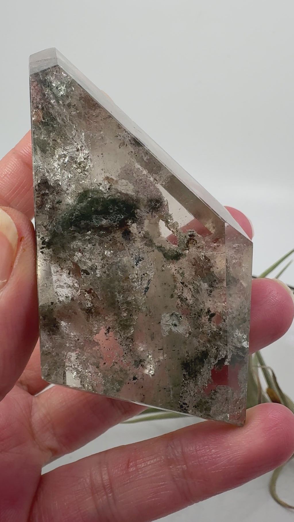 Cuarzo chamánico de Brasil · Cuarzo jardín - 8,1 x 4,1 x 2,9 cm