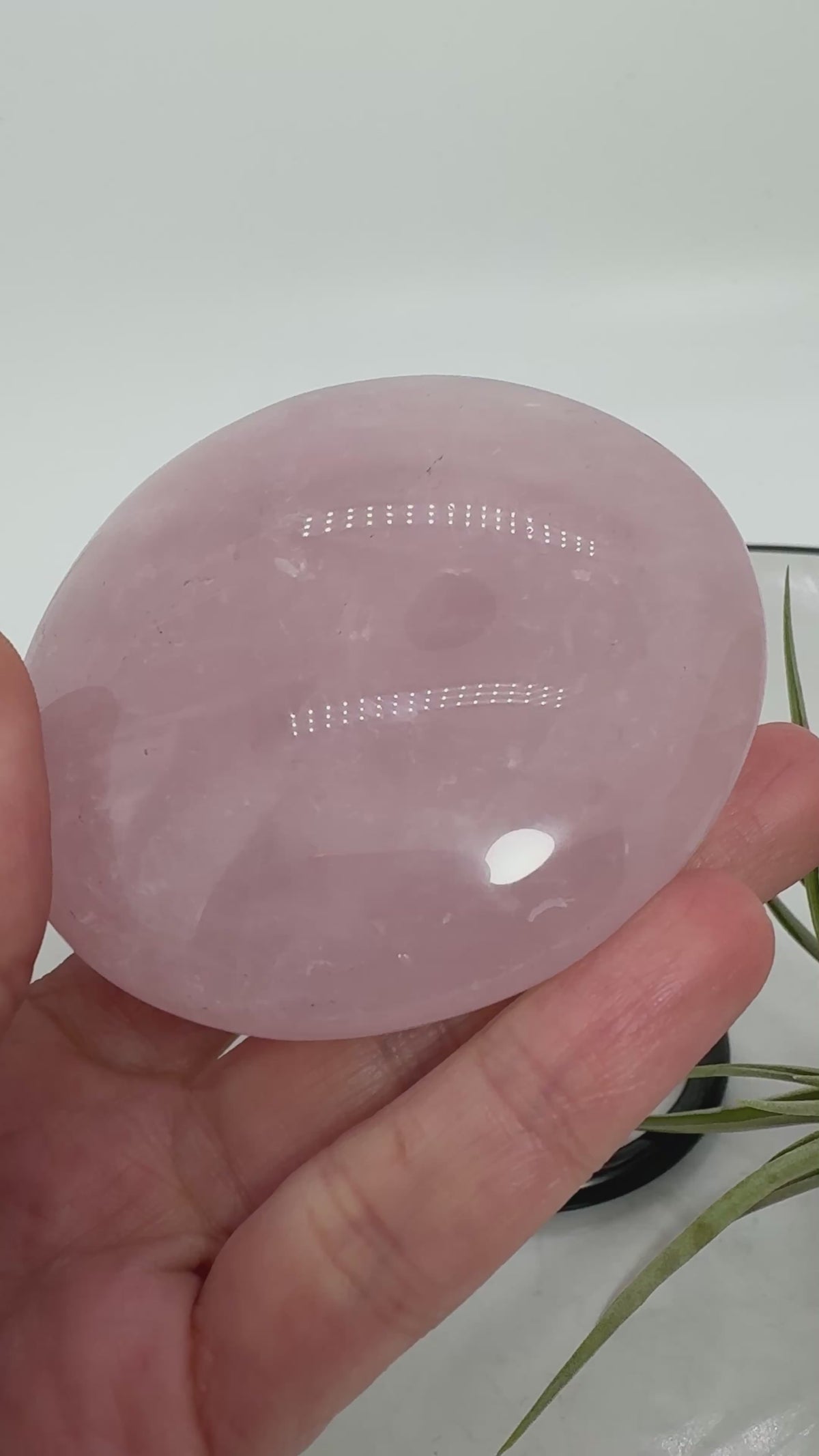 Canto grande de cuarzo rosa de Madagascar