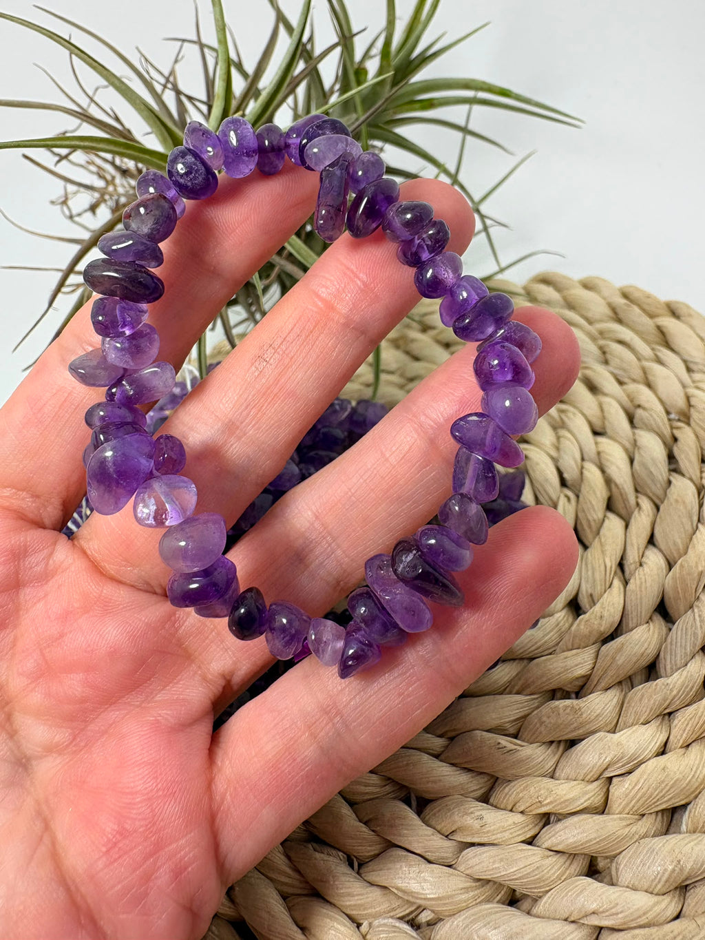 Pulseras elásticas de amatista natural con chips pulidos irregulares