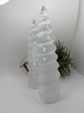 Torre de selenita natural en forma de espiral de 10 cm. Ideal para decoración y limpieza energética.